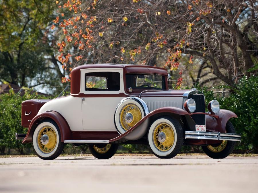  Dodge DD Business Coupe 1930 года  (фото 6 из 8)